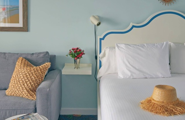 Beach Bliss – Three-Room Getaway with Bonfires, Pool & Beach Service Perks