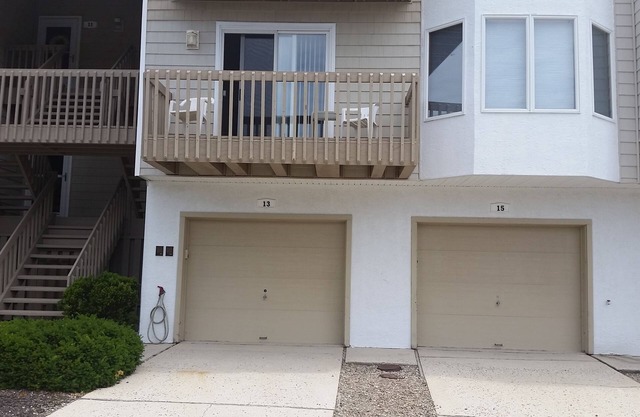 Beach Block 2 Bedroom Condo with Views of Atlantic City