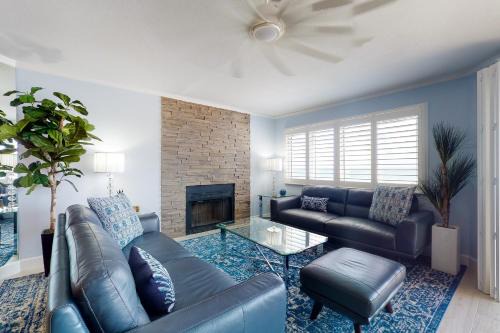 Beach Cottage 1208