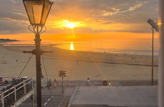 Beach & Dreamland Nearby -pet Friendly & Garden