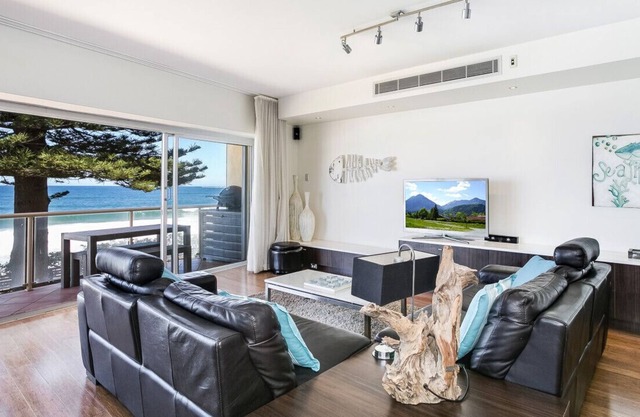Beachfront Dream - Beachfront