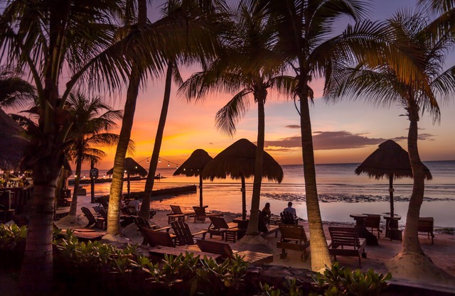 Beachfront Hotel La Palapa - Adults Only