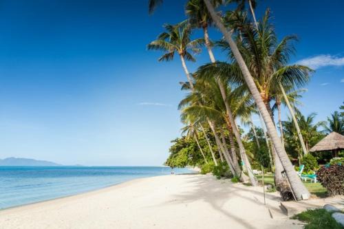 Beachfront Spacious Villa, Lovely Bang Por Beach