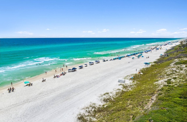 Beachwood Villas by Panhandle Getaways