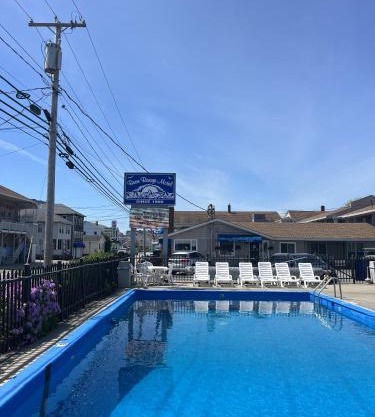Beau Rivage Motel
