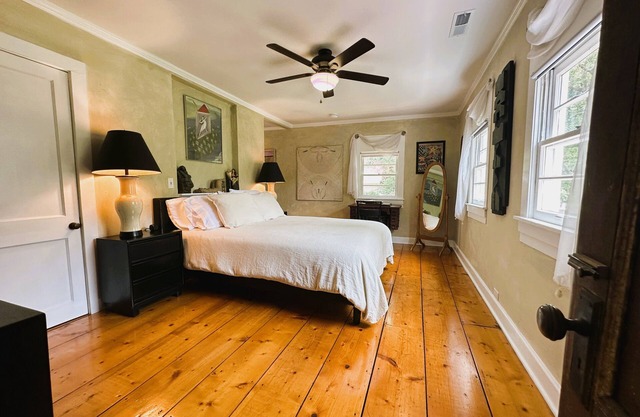 Beaufort Old Point Artist Suite