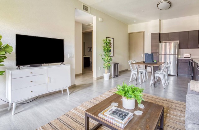 Beautiful 1BR in Sunnyvale with Gym + Pool