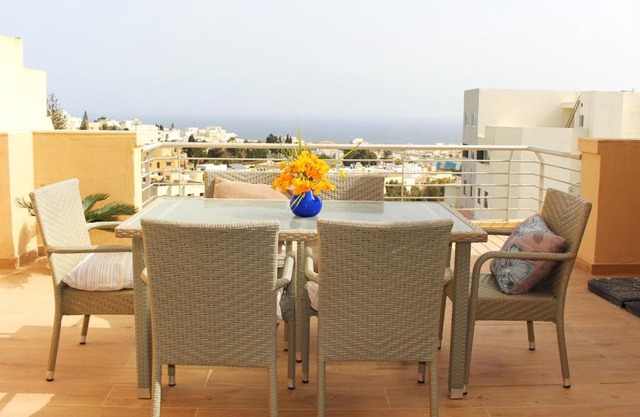 Beautiful 2 Floor Penthouse With Fabulous Views