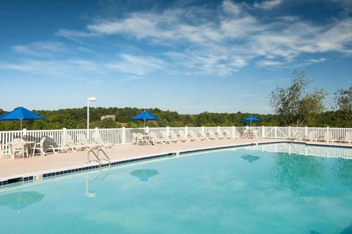Beautiful 2BD condo in an equestrian themed resort with tons of activities for the family