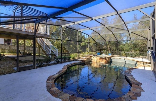 Beautiful 3 bedroom home with non heated Pool