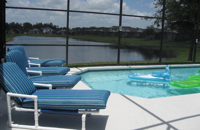 Beautiful 3 Bedroom Villa With Stunning Lake Views