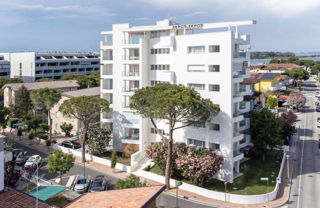 Beautiful apartment for 4 people with A/C, WIFI, TV and balcony