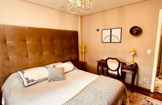 Beautiful and comfortable suite! 10 minutes from Savassi