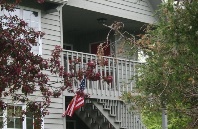 Beautiful and Cozy Condo in Sister Bay!