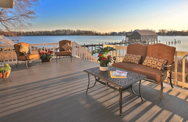 Beautiful Annapolis Waterfront Home Sleeps 12 in Style