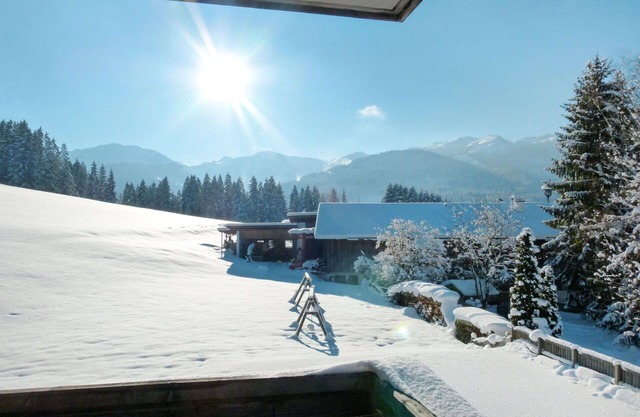 Beautiful apartment for 14 people with WIFI, TV, balcony, pets allowed and parking