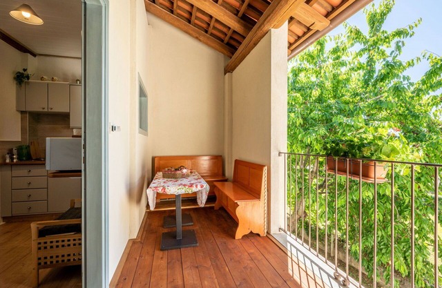 Beautiful apartment for 6 guests with WIFI, TV, terrace and pets allowed
