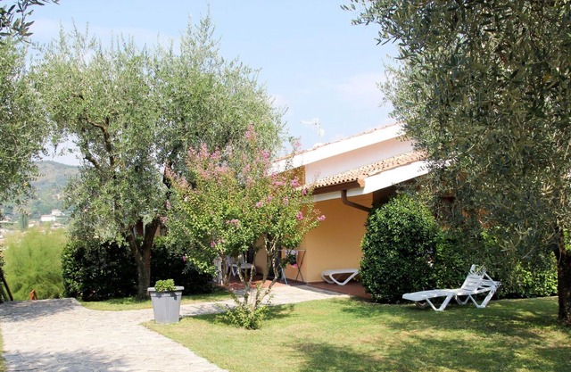 Beautiful apartment for 4 guests with WIFI, A/C, pool, TV, terrace, panoramic view and parking