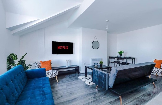 Beautiful apartment tres - free public parking