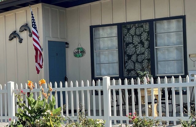 Beautiful Beach Studio~only 5 Minutes from the Beach