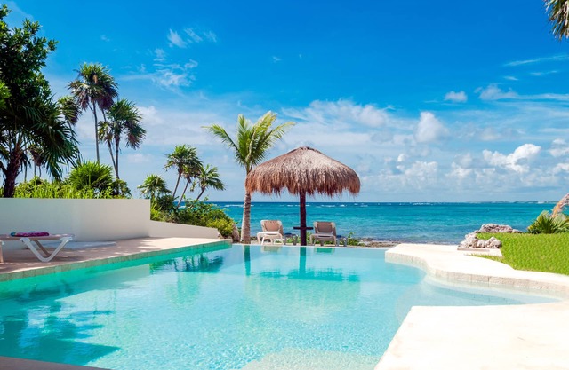Beautiful Beachfront Villa in Tankah, TULUM.