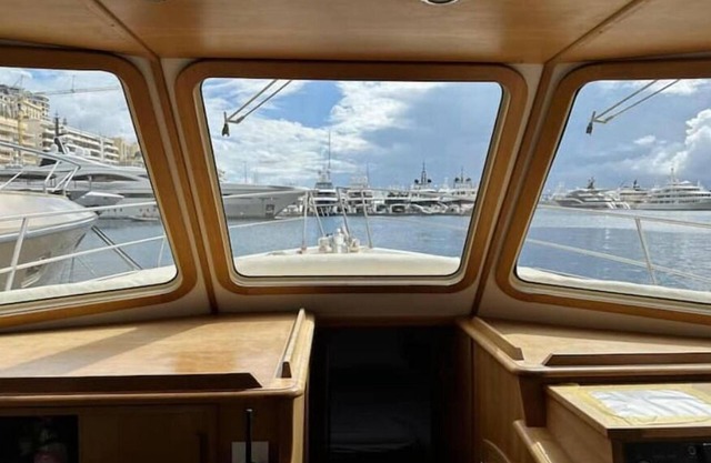 Beautiful Classic Yacht in the Heart of Monaco