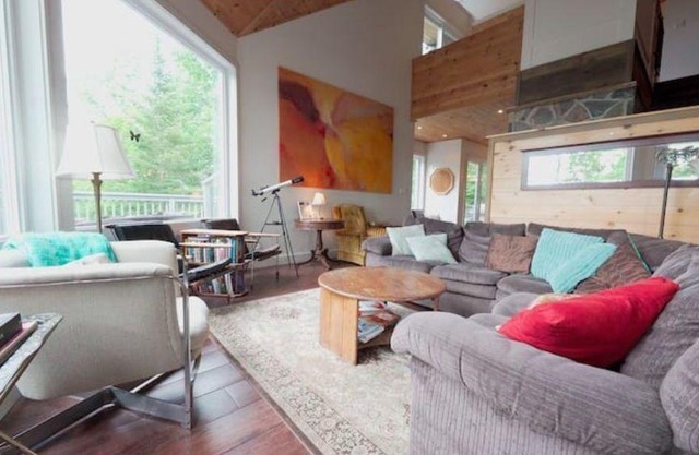 Beautiful cottage in Highlands East