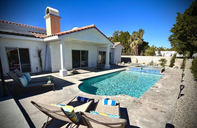 Beautiful Desert Estate - Pool/Spa/Outdoor Kitchen