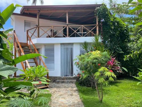 Beautiful 2 plus bedroom family escape