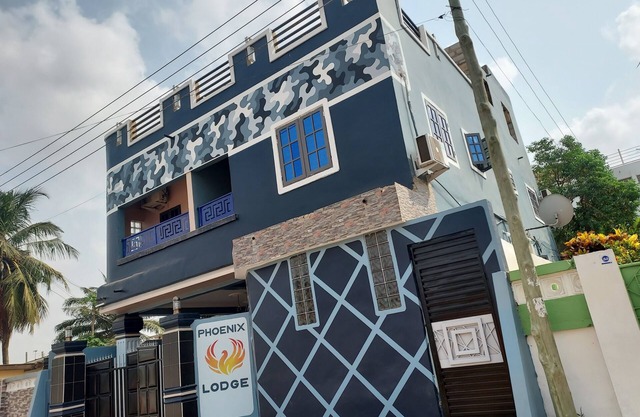 Beautiful furnished studio flat.Close to Korle-bu and airport