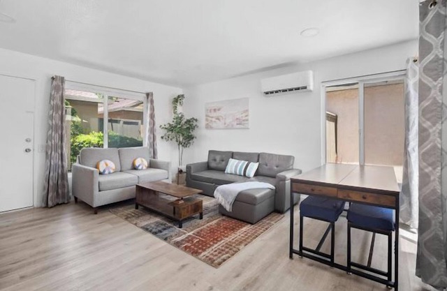 Beautiful home in Mira Mesa-15 min to La Jolla. Fully updated in 2023.