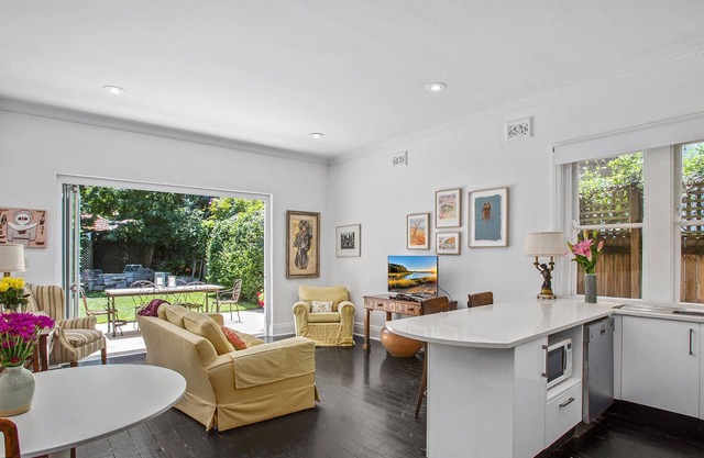 Beautiful home with private garden