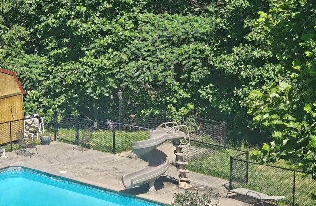Beautiful house on the hill with private pool, hot tub and full work out room!