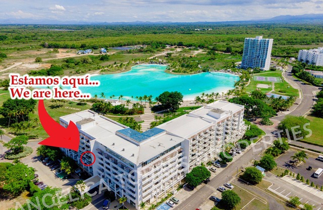 Beautiful large studio in Town Center Playa Blanc