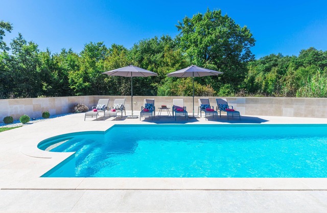 Beautiful Modern Family Villa with private swimming pool