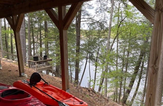Beautiful New Hampshire Lake Front Property
