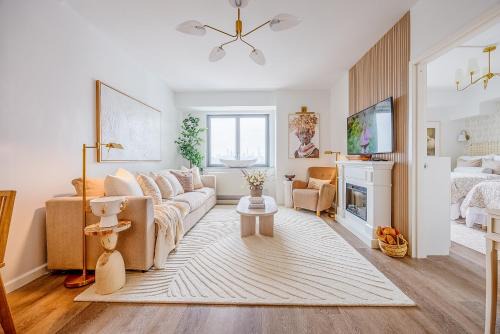 Beautiful NYC Skyline Aparthotel for 6