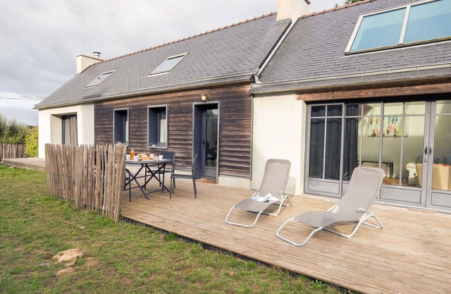 Beautiful private villa for 5 guests with WIFI, TV, terrace and parking