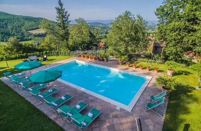 Beautiful private villa with A/C, private pool, WIFI, hot tub, TV, patio and panoramic view