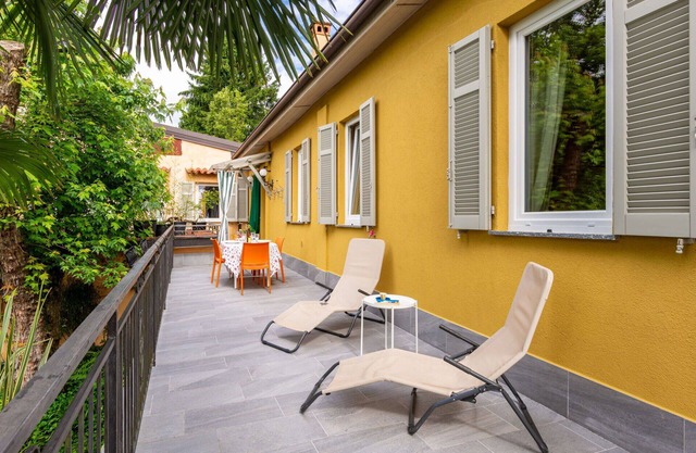 Beautiful private villa for 6 people with A/C, TV, terrace, pets allowed and parking