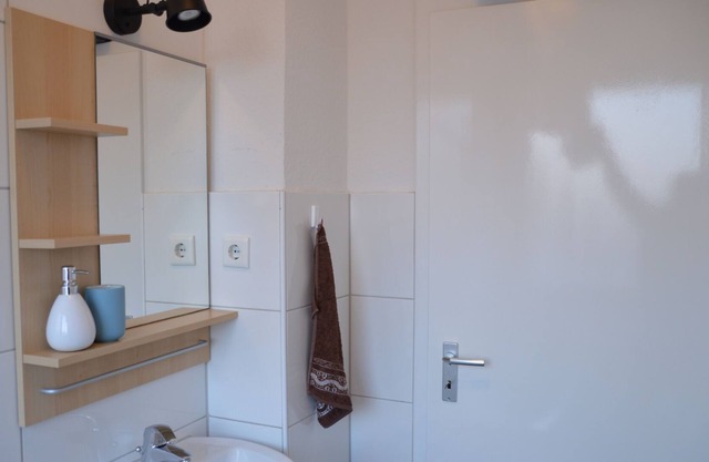 Beautiful, quiet apartment in Mittelmeiderich with good transport links
