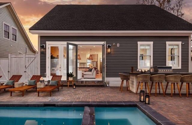 Beautiful Savannah Retreat | Heated Pool