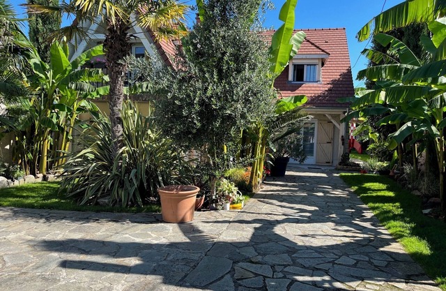 Beautiful, spacious property in an exotic setting.