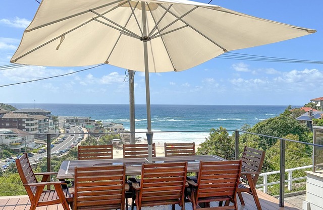 Beautiful & stylish Tamarama home with front row Surf views at your doorstep!