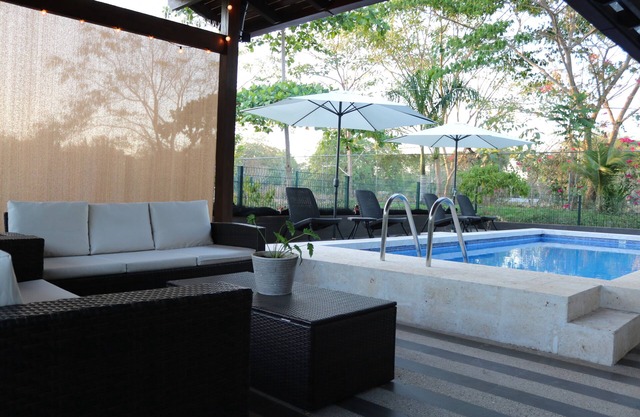 Beautiful summer house with river view