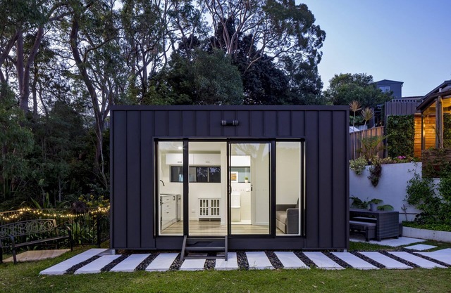 Beautiful tiny home nestled on the edge of the tranquil Aussie bush