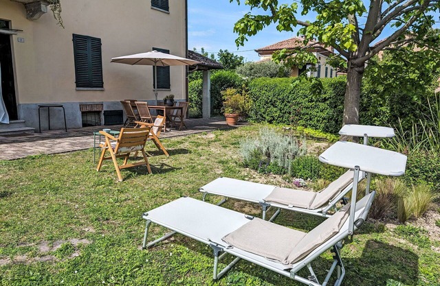 Beautiful villa for 4 guests with WIFI, terrace and parking