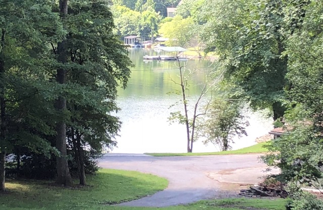 Beautiful views of lake Chatuge