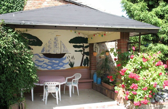 Beautiful villa for 4 guests with WIFI, TV, terrace and parking
