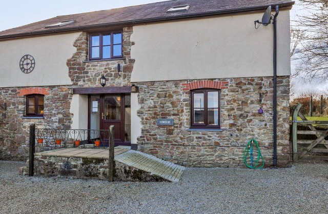 Beautiful villa for 10 people with WIFI, terrace, pets allowed and parking